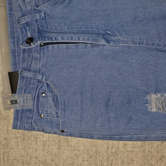 NWT Women's Bell Bottom Jeans - Picture 11 of 17
